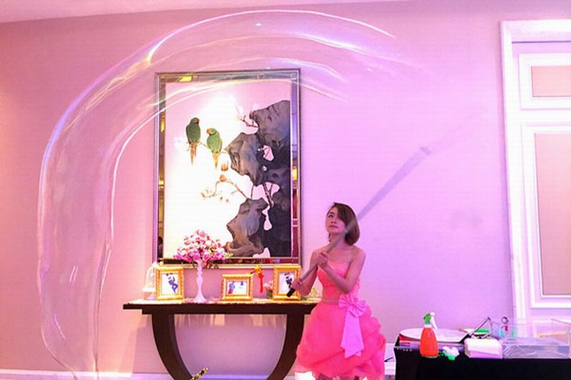 海南美女泡泡秀表演